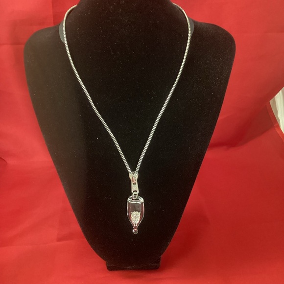 Vanessa Yanow black and silvertone zipper necklace - Picture 1 of 5